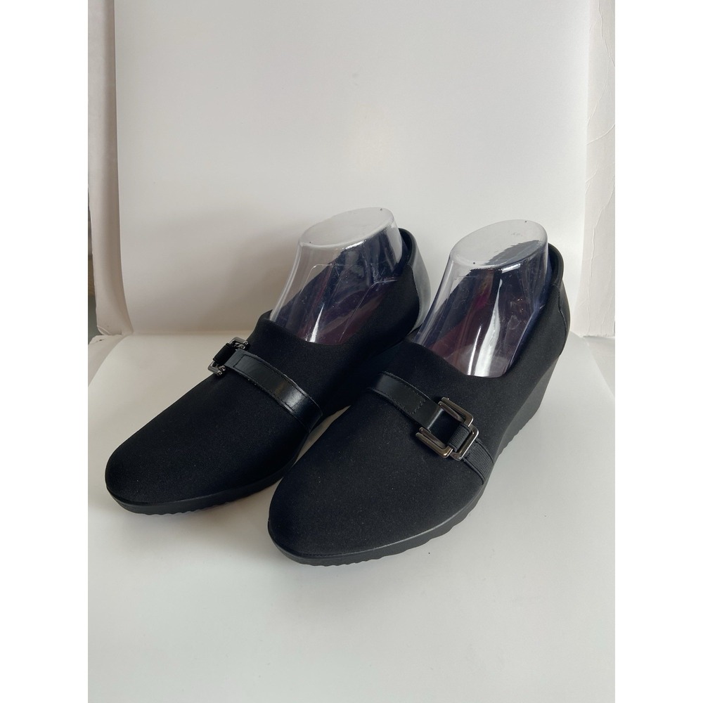 Munro Womens 9M Black Slip On Loafer Comfort Shoes Low Heel Stretch Fabric